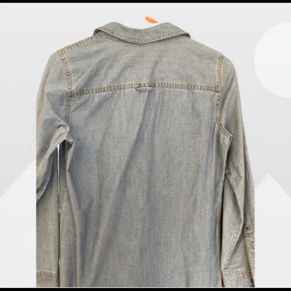 ⭐️⭐️HOST PICK ⭐️⭐️ J. Crew Blue Chambray Shirtdress- Size XS - Picture 4 of 5